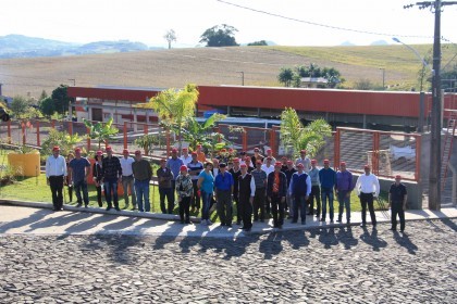 Conselheiros da Creluz visitam obras