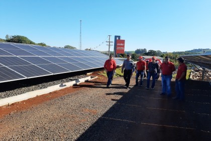 Conselhos da Creluz visitam a usina Cerro do Sol em Cerro Grande