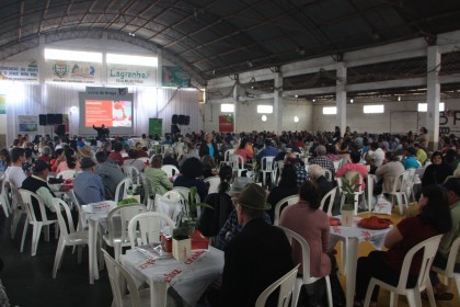 Creluz comemora com os associados 15 anos da Usina do Braga