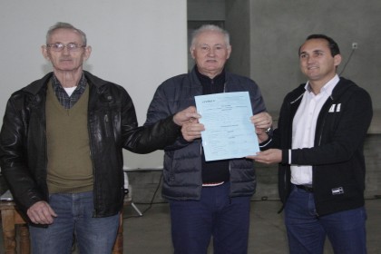 Creluz lança obra de trifaseamento em Pinheirinho do Vale