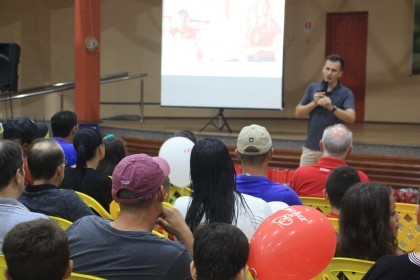 Grupo Creluz entrega material escolar aos filhos de colaboradores