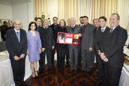 Poder Legislativo de Frederico Westphalen homenageia a Creluz